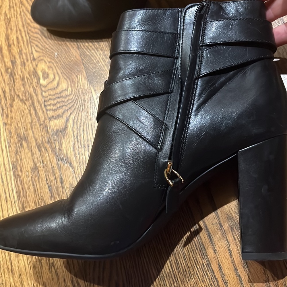Ralph Lauren boots -2.5 inch heel *size 9* - Picture 6 of 9